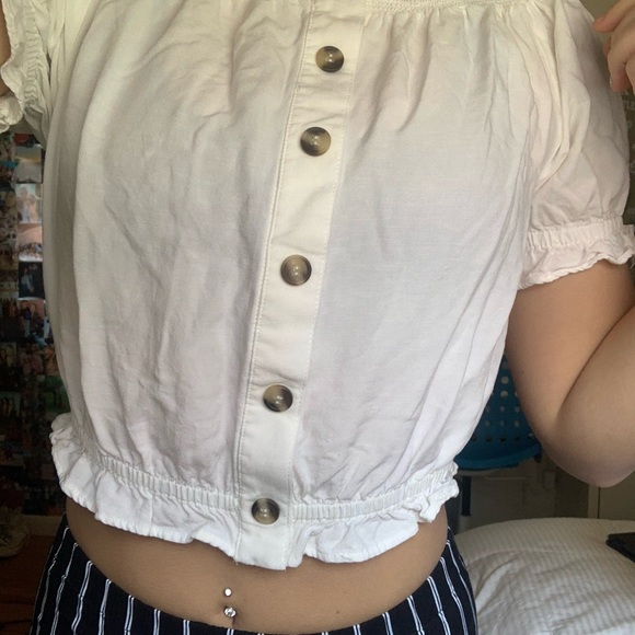 blouse - Picture 2 of 2